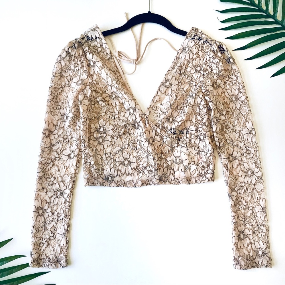 Topshop New With Tags - Lace Crop Plunge Top